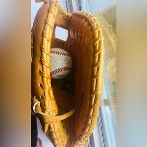 EX 300 Easton Baseball Mitt/Glove